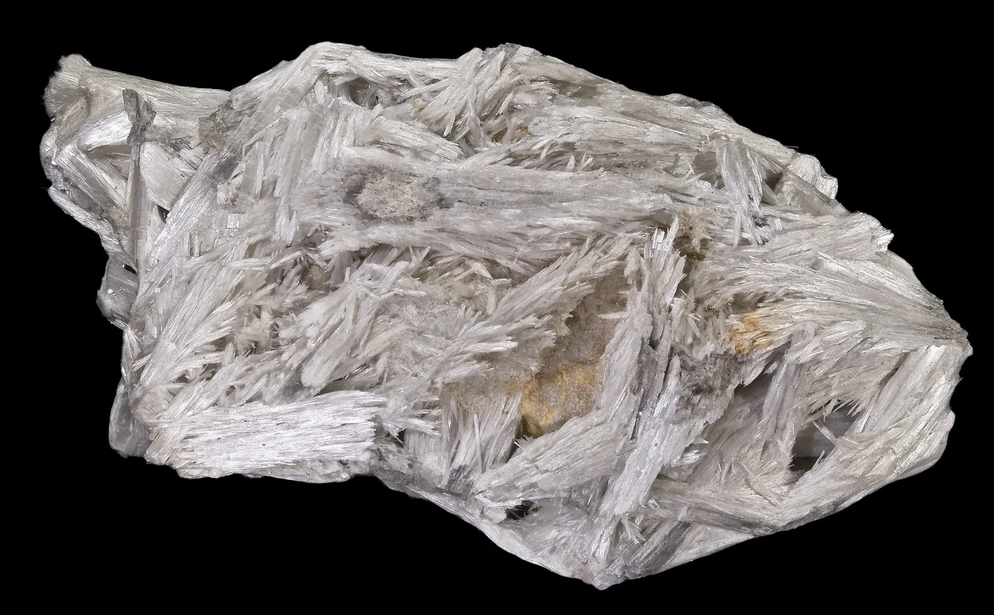 Asbestmineral med synliga fibrer